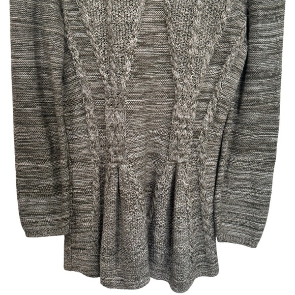 Neiman Marcus Green Ivory Tight Knit Long Sleeve Chucky Pleated Sweater Size M - Picture 6 of 10